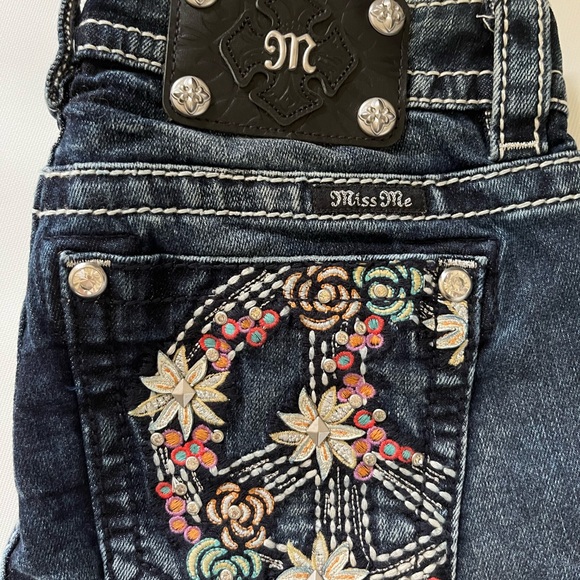 Miss Me Bermuda Size 26 - Picture 8 of 10